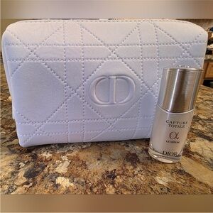 Dior Pouch And LE SERUM